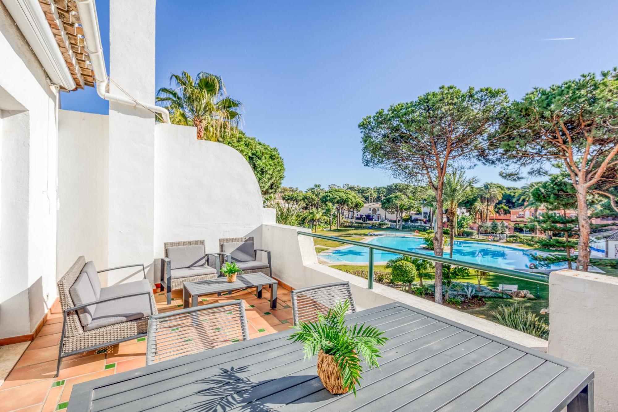 Ferienwohnung Life El Presidente Penthouse Pool View Estepona Exterior foto